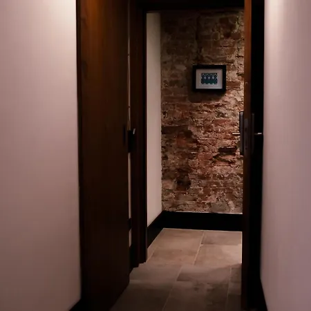 Rs Prestige Rybna 5 & Апарт-отель Люблин