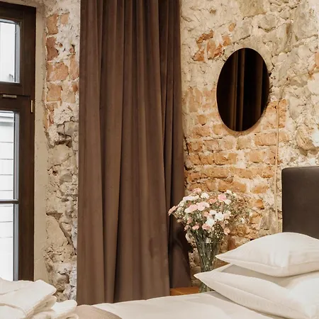 Apart Otel Rs Prestige Rybna 5 & 3*