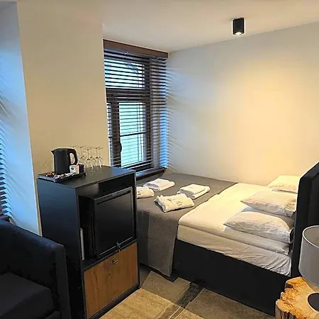 Rs Prestige Rybna 5 & 3* Lublin