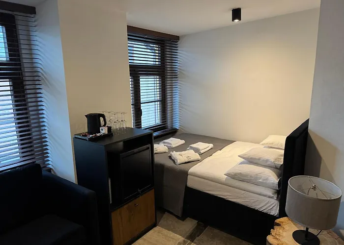 Rs Prestige Rybna 5 & 3*